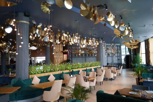 Mirage Hotel - image 5