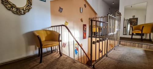 5 Stars High Hostel