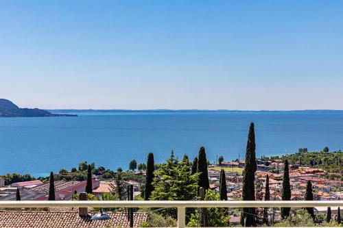 Poggio al Sole 6 Apartment by Wonderful Italy