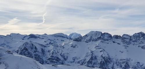 Newly modern apartment in the Heart of CERVINIA