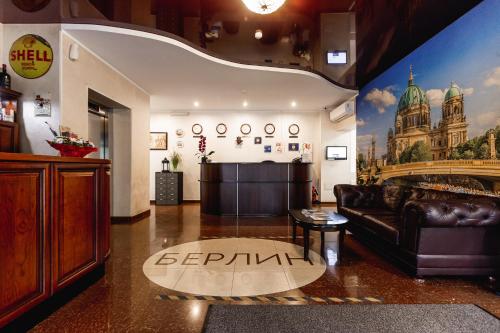 Berlin Hotel - image 11