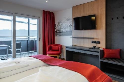 328902264 Augsburg Hotel Sonnenhof