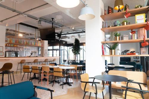 ibis Styles Paris Romainville - image 4