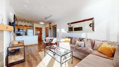 Sunstone #109 Condo - image 14