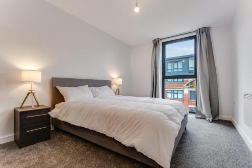 Fantastic Central 2 Bedroom Birmingham Apartment