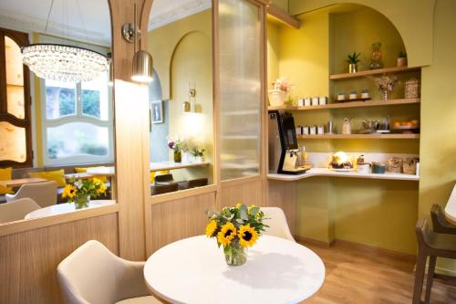 Hotel Louison - image 2