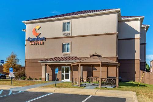 Comfort Suites Montgomery East Monticello Dr.