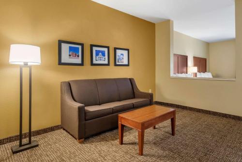 Comfort Suites Montgomery East Monticello Dr