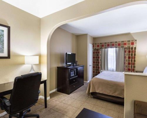 King Suite image 4