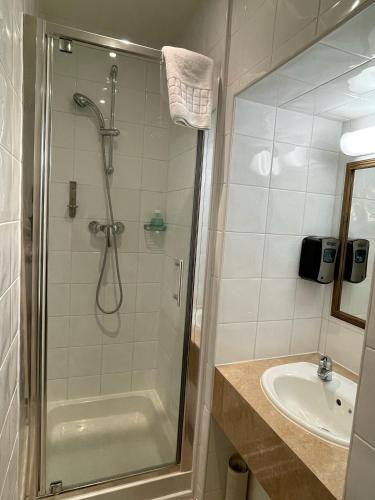 Best Western Homestead Court Hotel - image 10
