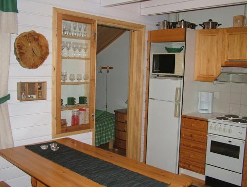 Yllasriemu Apartments in Akaslompolo