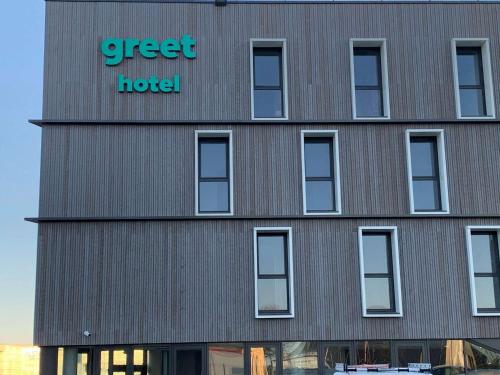 greet Hotel Rennes Pace