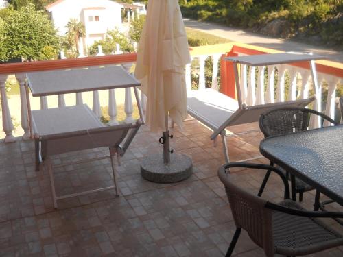 Apartments Brnjada - image 2