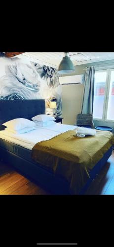 1 queen bed