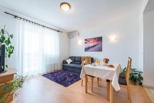 Apartment Lena - image 3