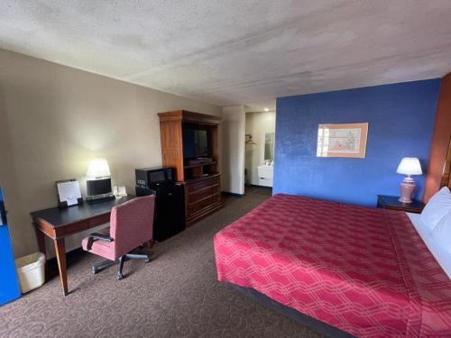 Knights Inn & Suites Emporia