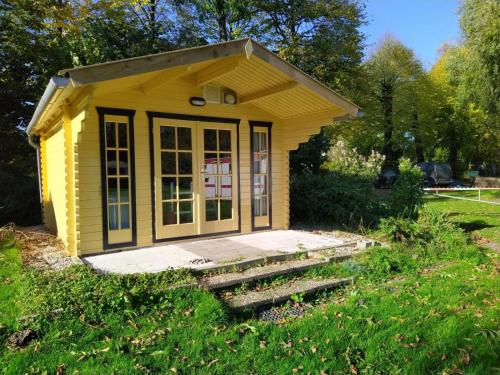 A szálláshely kívülről, Camping Boetn Toen Pieterburen in De Marne
