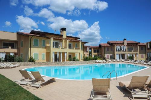 Le Corti Caterina Apartments with pool by Wonderful Italy - Desenzano del Garda