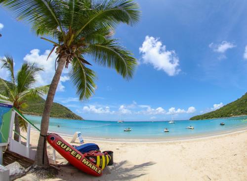 ビーチ, Blue Sail Hotel in サン マルタン