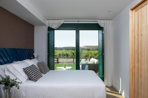 Villas Finca La Emperatriz - Accommodation - Baños de Rioja