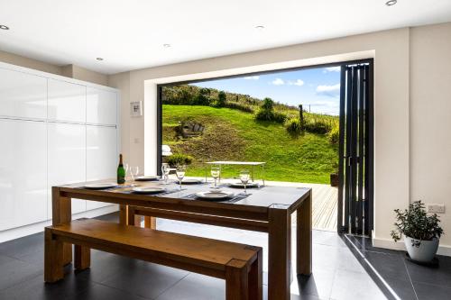 Létesítmények, 1 Beachdown in Bigbury