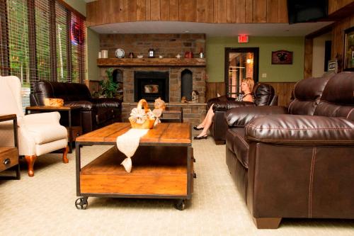 Skyline Lodge