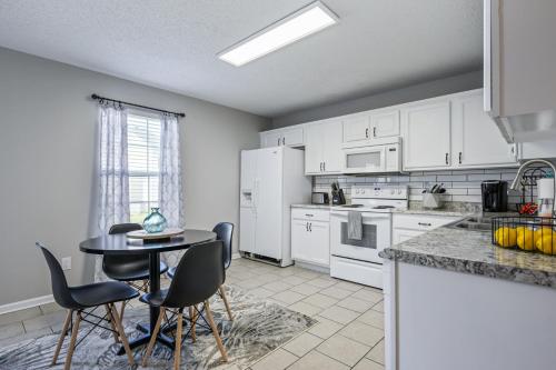 Facilities, Superb For Traveling Workers Near Cartersville MC in Other