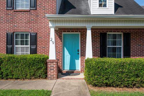 Entrance, Superb For Traveling Workers Near Cartersville MC in Other