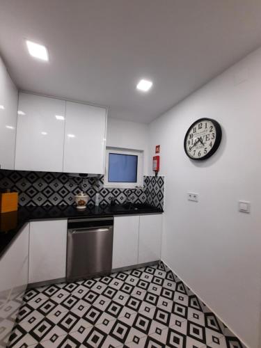 ห้องครัว, CASA DO NINHO - Entre o Campo e a Praia in คาดาวอล