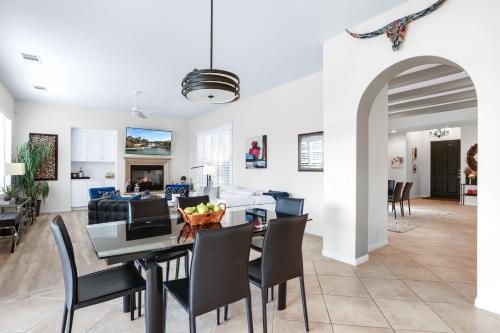 Luxury on the Lake Rancho Mirage in Rancho Mirage, USA