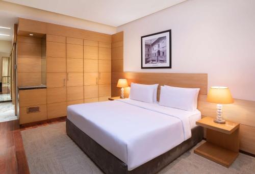 Radisson Blu Marina Hotel, Delhi Connaught Place