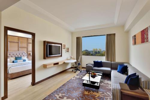 Suite - 1 Bedroom with 15% discount on food & Soft Beverages