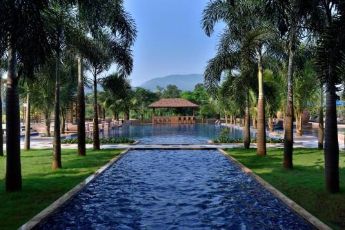 Radisson Blu Plaza Resort & Convention Centre Karjat