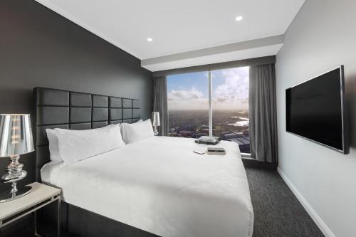 Meriton Suites World Tower, Sydney