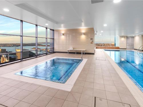 Meriton Suites World Tower Sydney - image 6