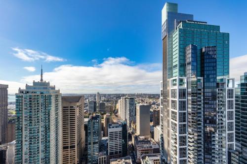 Meriton Suites World Tower, Sydney