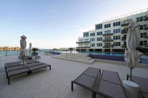 Ocean View Condo overlooking the Caribbean Sea