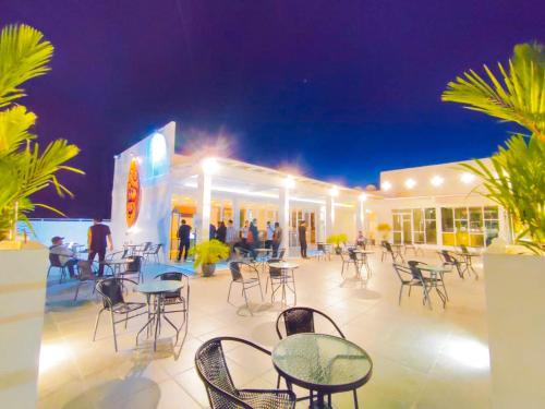 Pub/salon, Front One Budget Waena Abepura in Irian Jaya