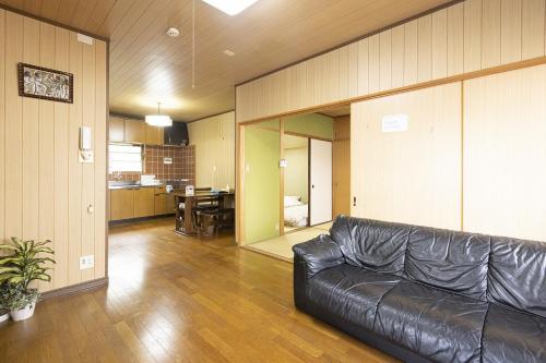 Apartment - No Cleaning for Consecutive Night Stays