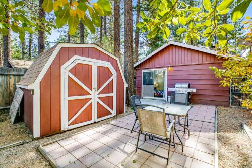 Alyssa Bear Cabin