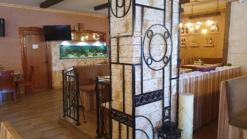 Sea Horse Hotel - image 10