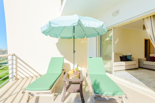 Albufeira Ocean Apartment with huge sunny terrace