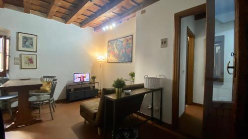 Chiasso degli Armati