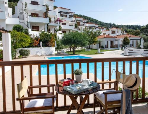 Double Room with Pool View room in Skopelos Summer Homes