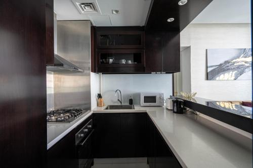 Damac Upper Crest - HiGuests