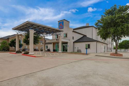 Motel 6-Weatherford, TX in Weatherford, USA