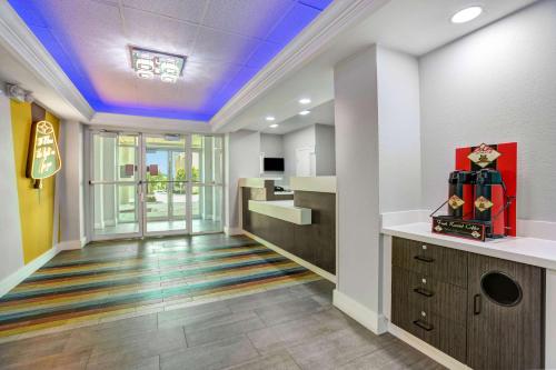 Motel 6 Weatherford, TX – Weatherford, TX
