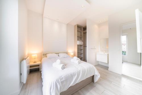 Portes de Monaco, 2 pieces renove - AA