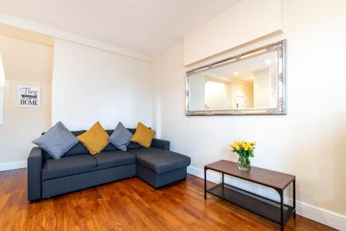 Picture of Luxury 2Bdr Duplex Apt, N London, 2 Floors