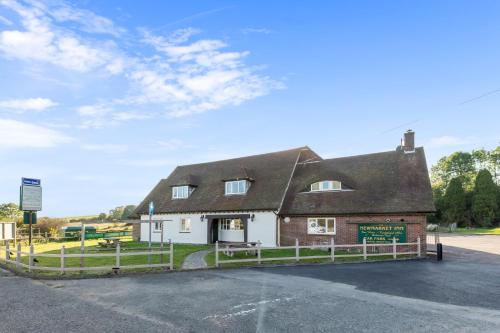 The Newmarket Hotel BnB Knepp Castle